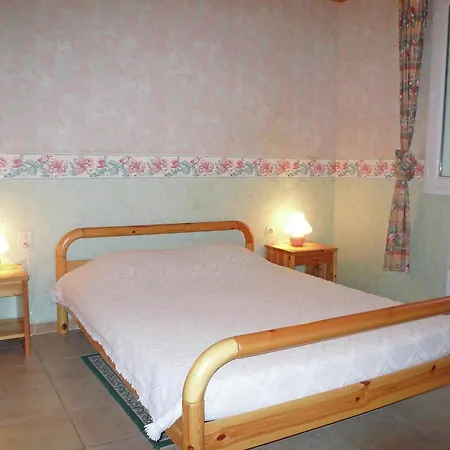 Beautiful Holiday Home In Argeliers With Pool Holiday home *